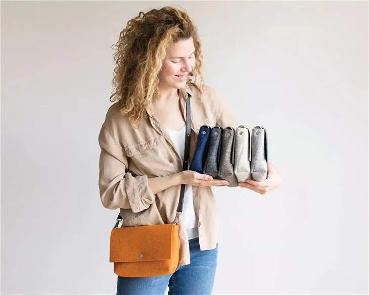 Plstená taška Crossbody